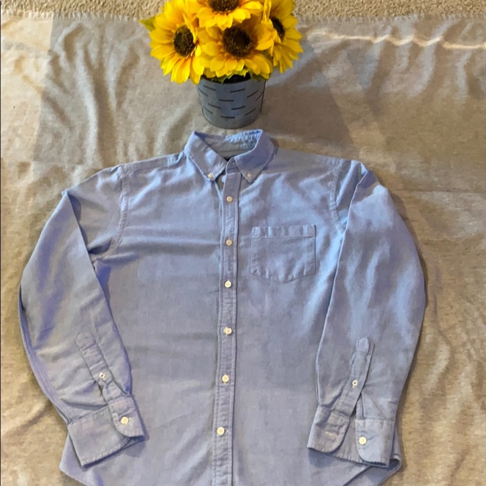 Men’s Medium Old Navy button down shirt